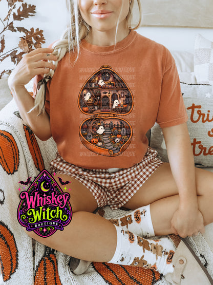 Cute Ghost Haunted House Shirt | Vintage Spooky Halloween Tee & Sweatshirt